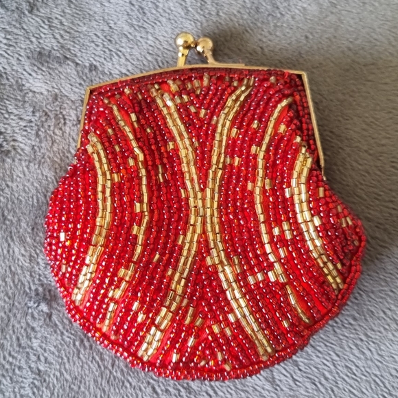Vintage red and gold beaded purse - Picture 4 of 5